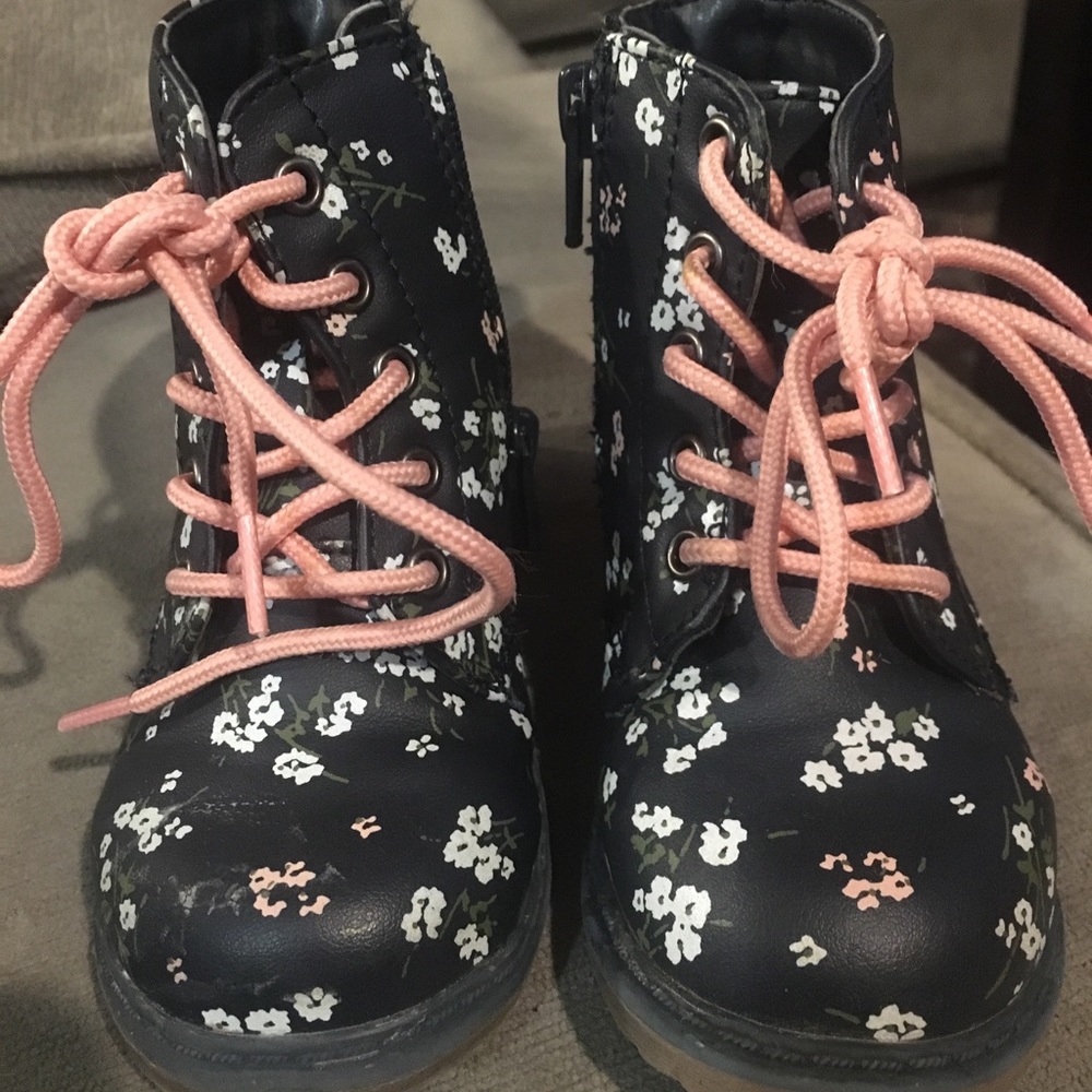 Toddler Floral Lace Up Boots
